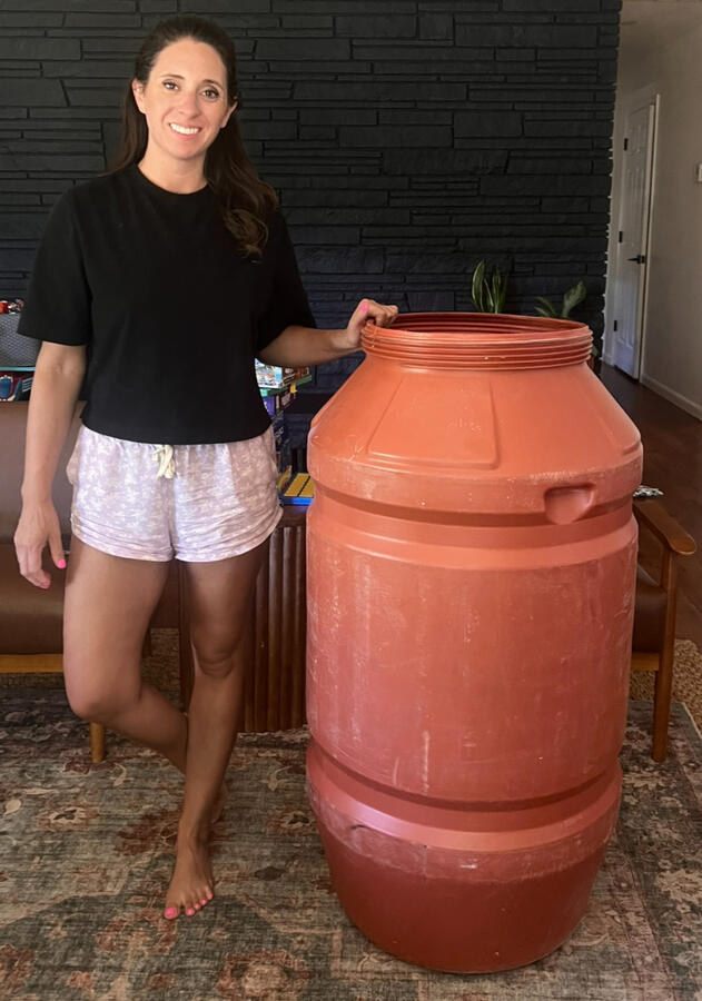Amy with the olive drum Amy with the olive drum